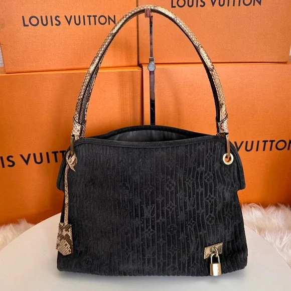 Authentic Rare Louis Vuitton Shoulder bag - Picture 2 of 13